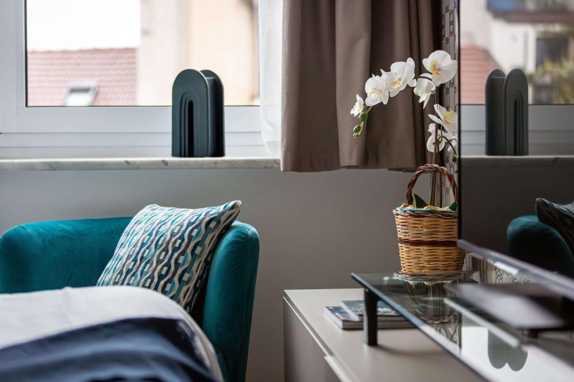 Apartment The Rent - Modern Bright In The Heart Of