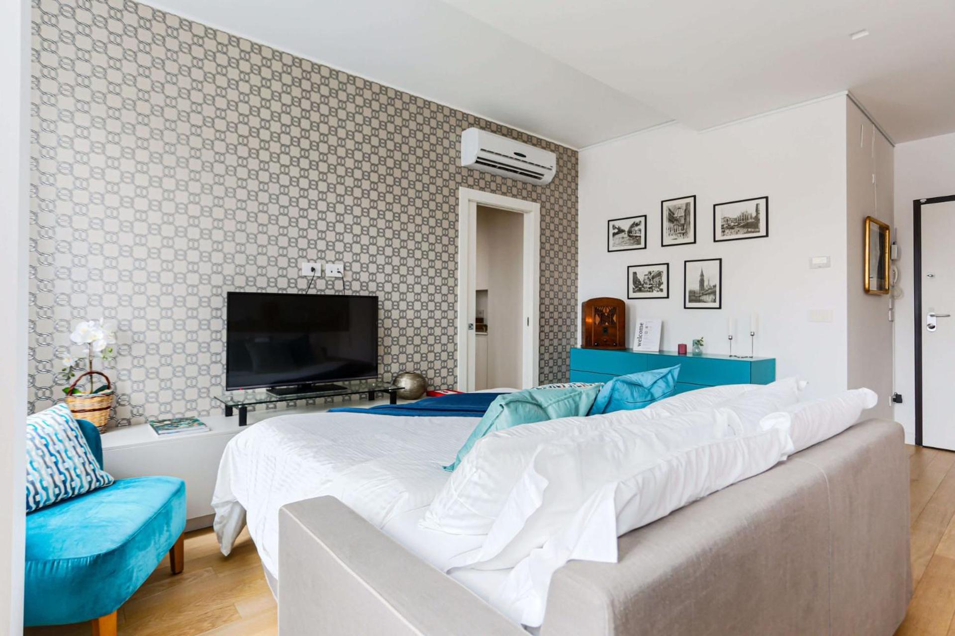 The Rent - Modern Bright In The Heart Of * Mailand